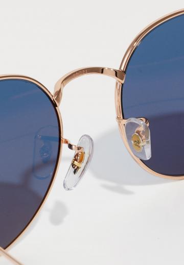 Солнечные очки