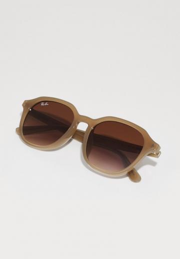 Солнечные очки