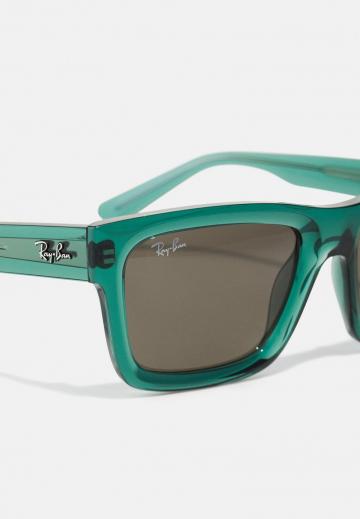 Солнечные очки