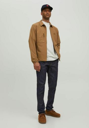 Узкие джинсы