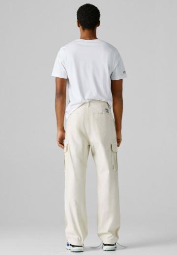 Брюки с накладными карманами