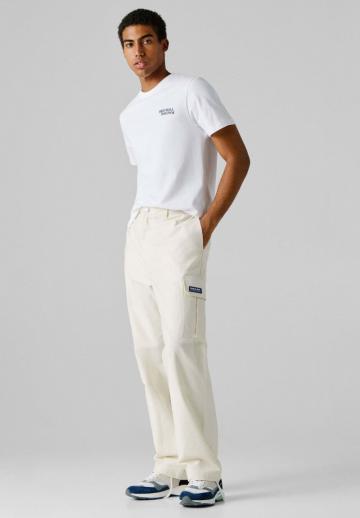 Брюки с накладными карманами