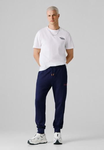 Спортивные штаны