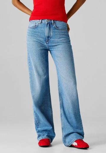 Джинсы