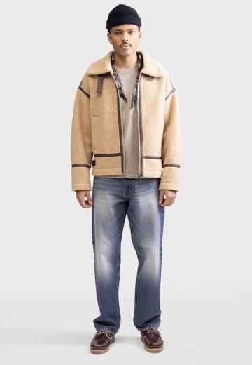 Свободные джинсы