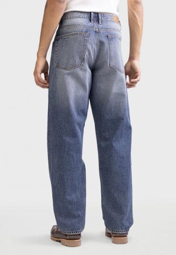 Свободные джинсы