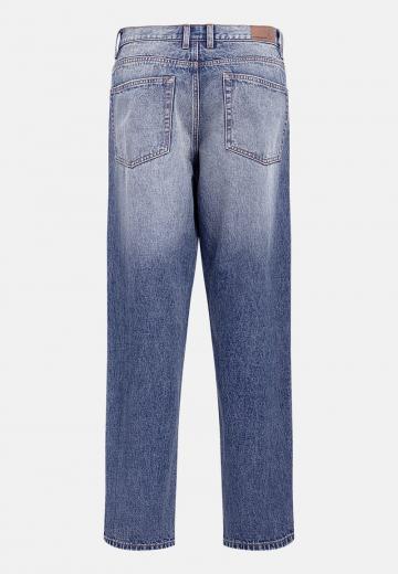 Свободные джинсы