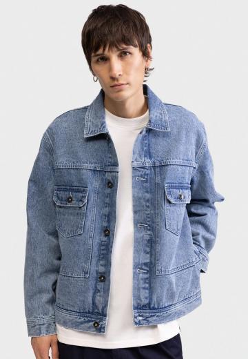 Джинсовая куртка