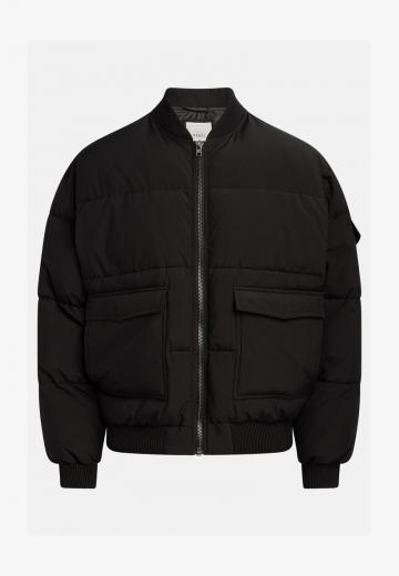 Зимняя куртка