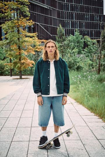 Куртка бомбер