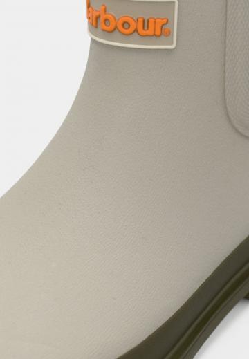 Резиновые сапоги