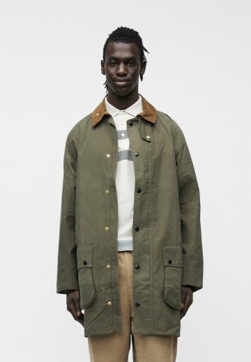 Короткое пальто