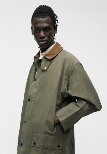 Короткое пальто