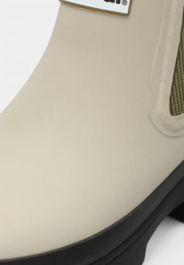 Резиновые сапоги