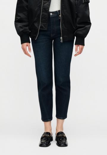 Короткие джинсы