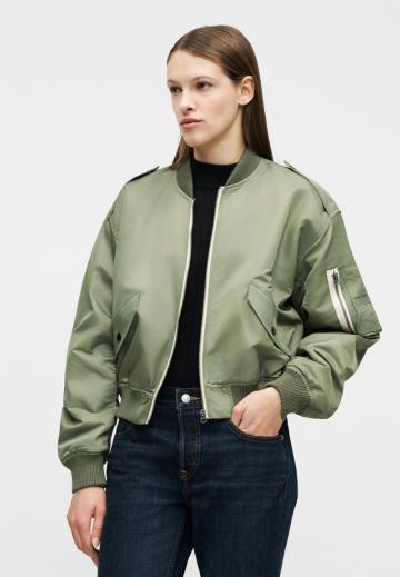 Клешеные брюки