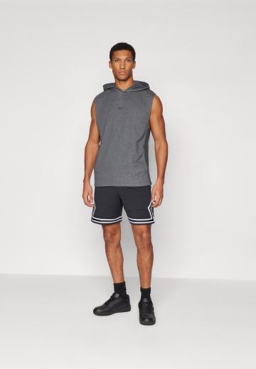 Спортивная кофта