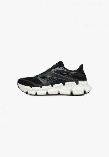 Тренировочные кроссовки