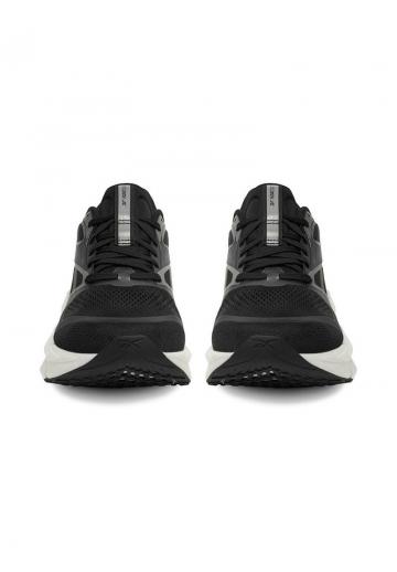 Тренировочные кроссовки