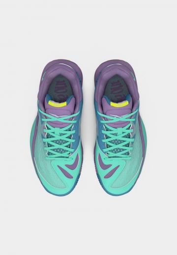 Баскетбольные кроссовки