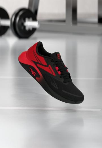 Тренировочные кроссовки