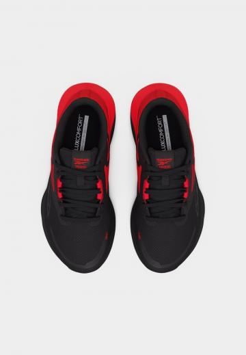 Тренировочные кроссовки