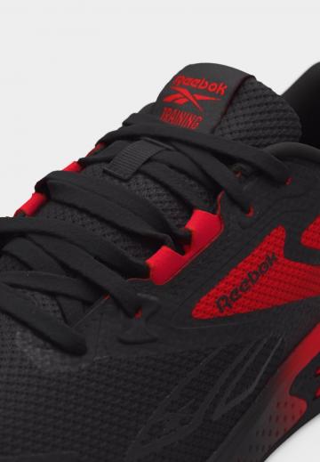 Тренировочные кроссовки