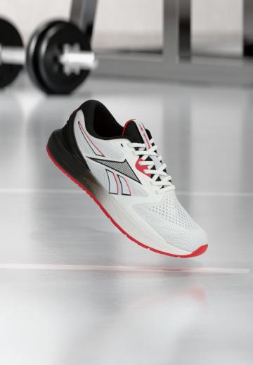 Тренировочные кроссовки