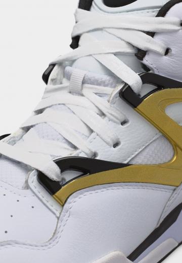 Кроссовки для зала