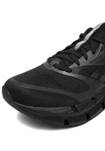 Тренировочные кроссовки