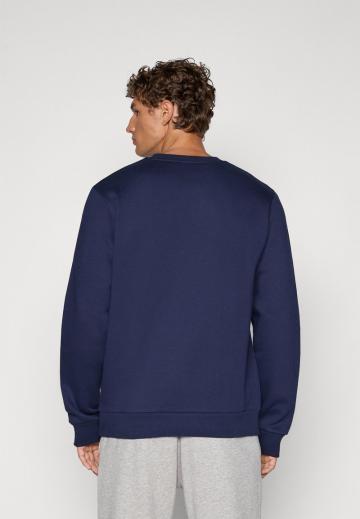 Спортивная кофта