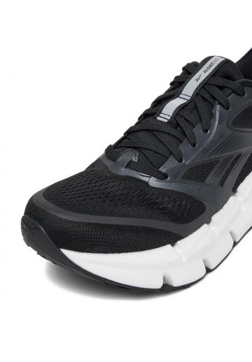 Тренировочные кроссовки