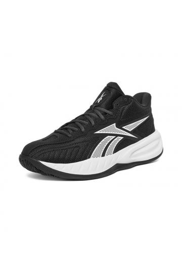 Походные кроссовки