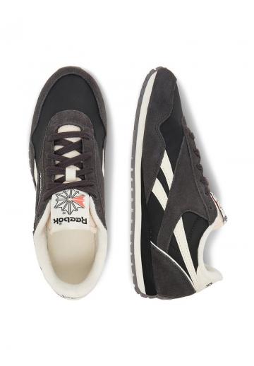 Тренировочные кроссовки