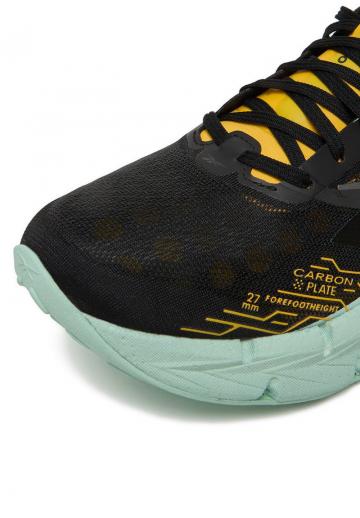 Тренировочные кроссовки