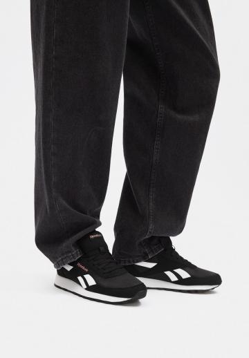 Походная обувь