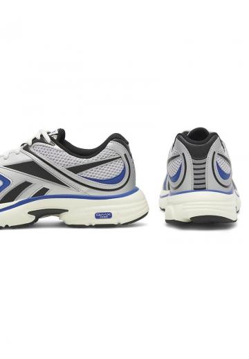 Беговые кроссовки