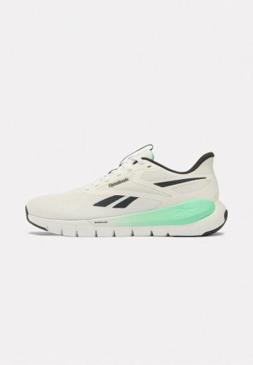 Тренировочные кроссовки