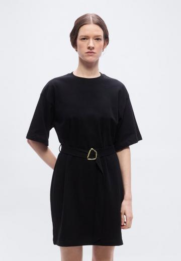 Короткое платье