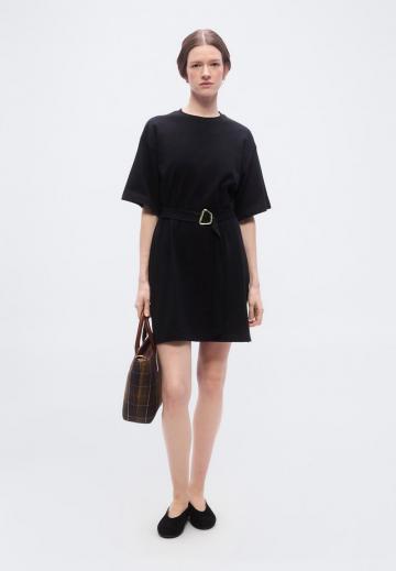 Короткое платье