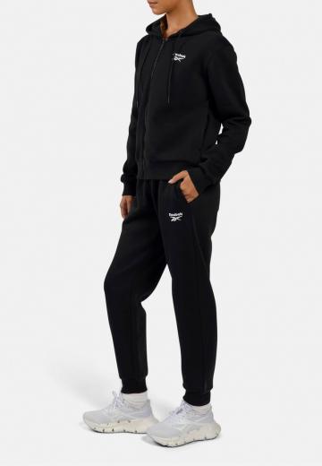 Спортивная толстовка