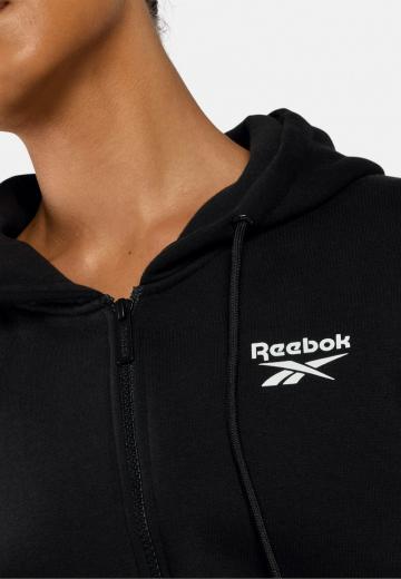 Спортивная толстовка