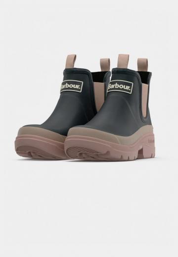 Резиновые сапоги