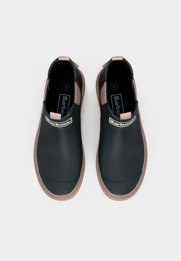 Резиновые сапоги