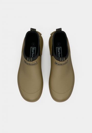 Резиновые сапоги