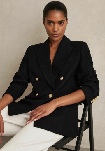 Блейзер с накладными карманами
