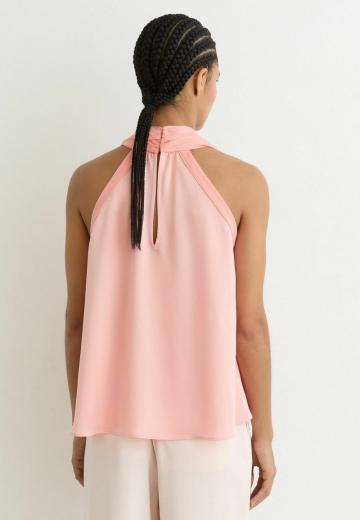 Блузка без рукавов