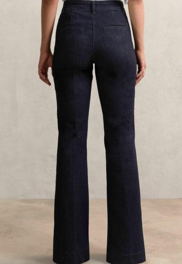 Клешеные брюки