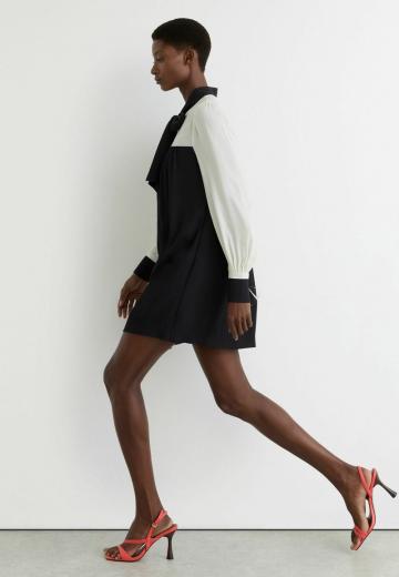 Короткое платье