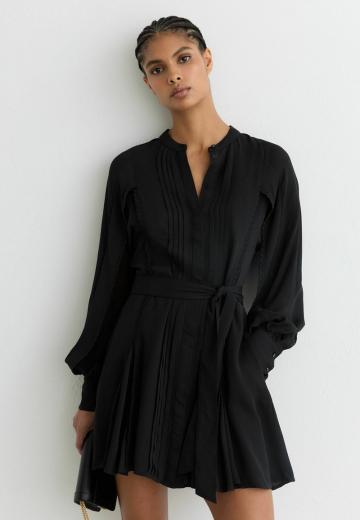 Короткое платье